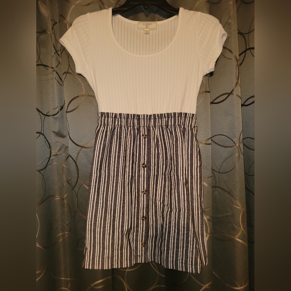 Girls dress